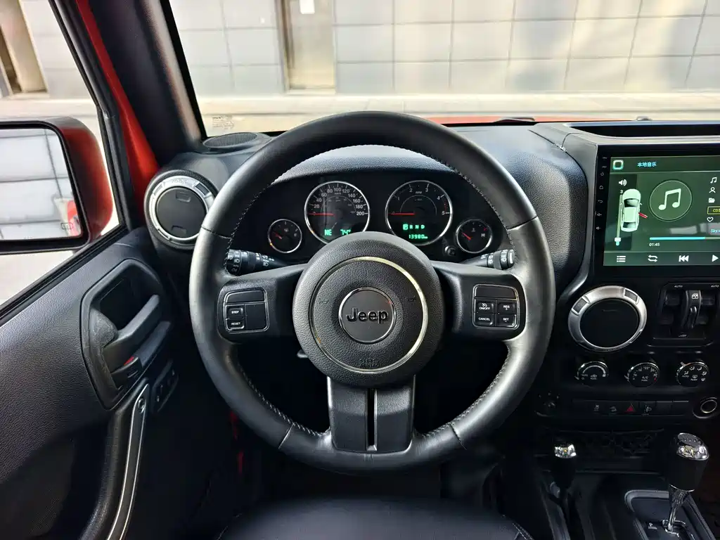 Jeep Wrangler — миниатюра 16