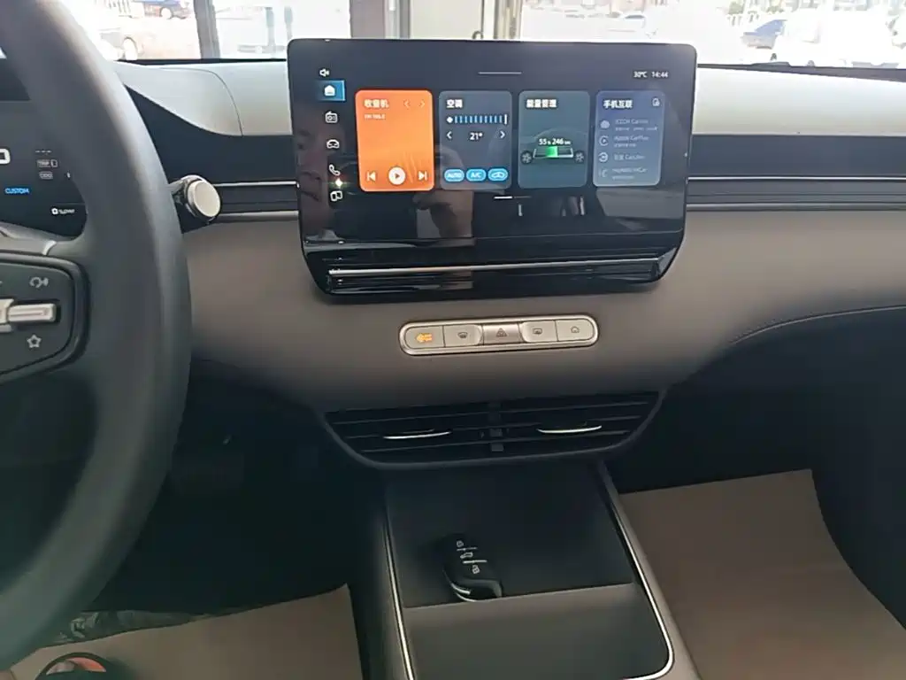 Roewe D6 — миниатюра 13