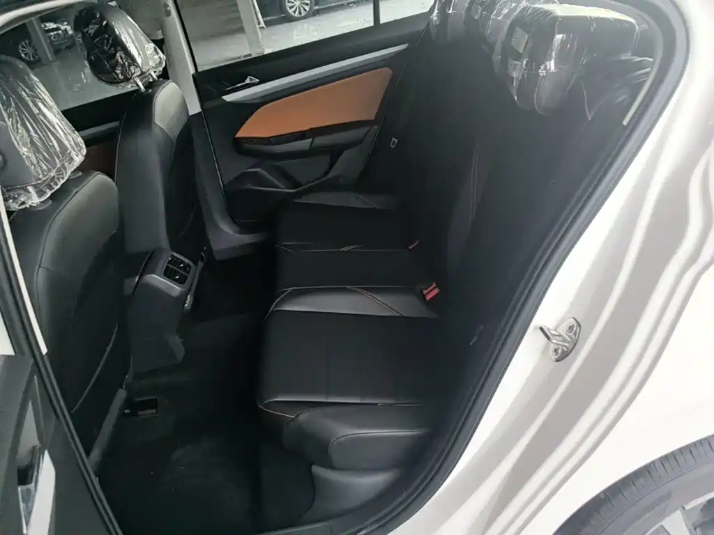 Volkswagen Bora — миниатюра 17