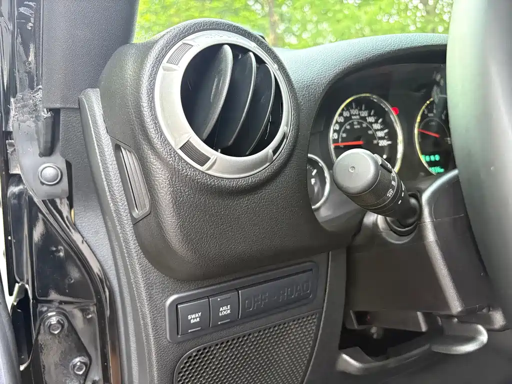 Jeep Wrangler — миниатюра 6