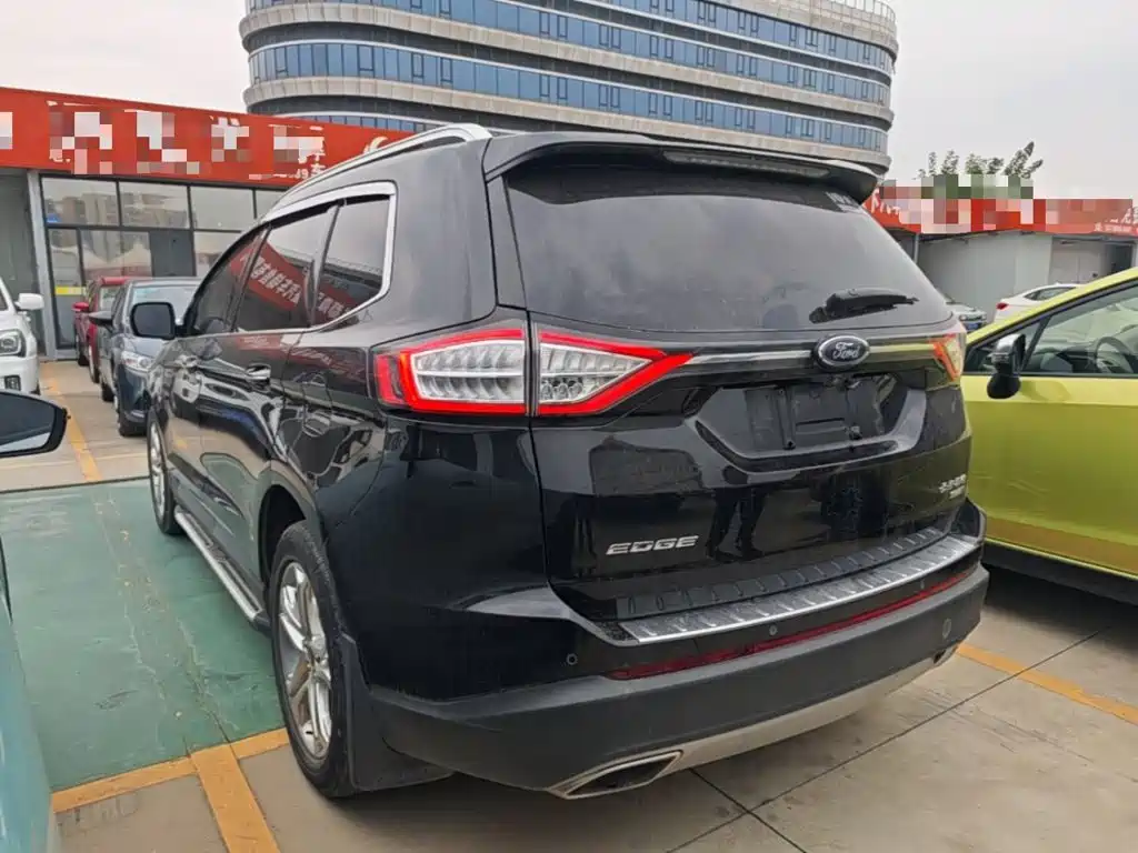Ford Edge — миниатюра 5