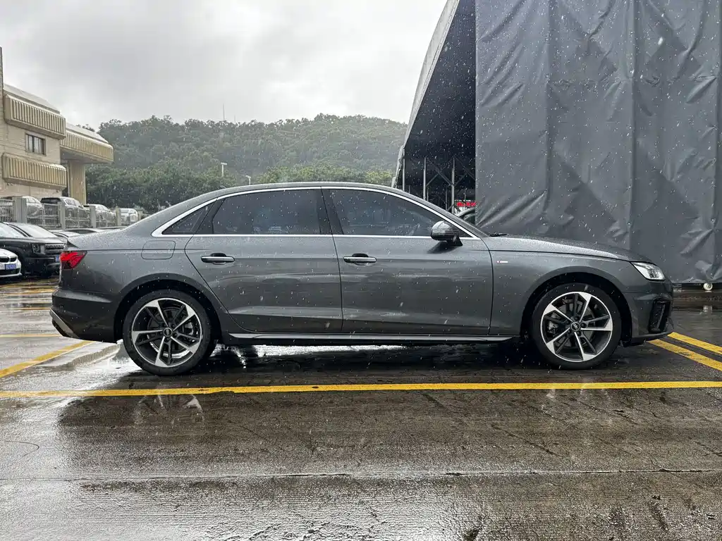 Audi A4L — миниатюра 4