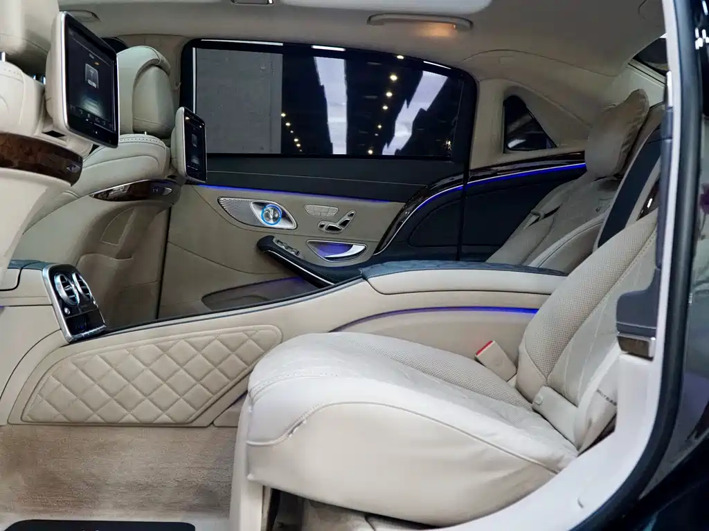Mercedes-Benz S-Class — миниатюра 13