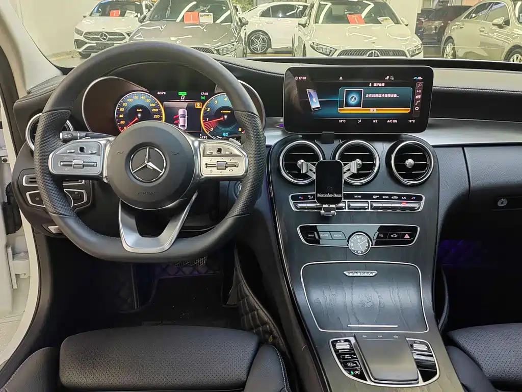 Mercedes-Benz C-Class — миниатюра 14