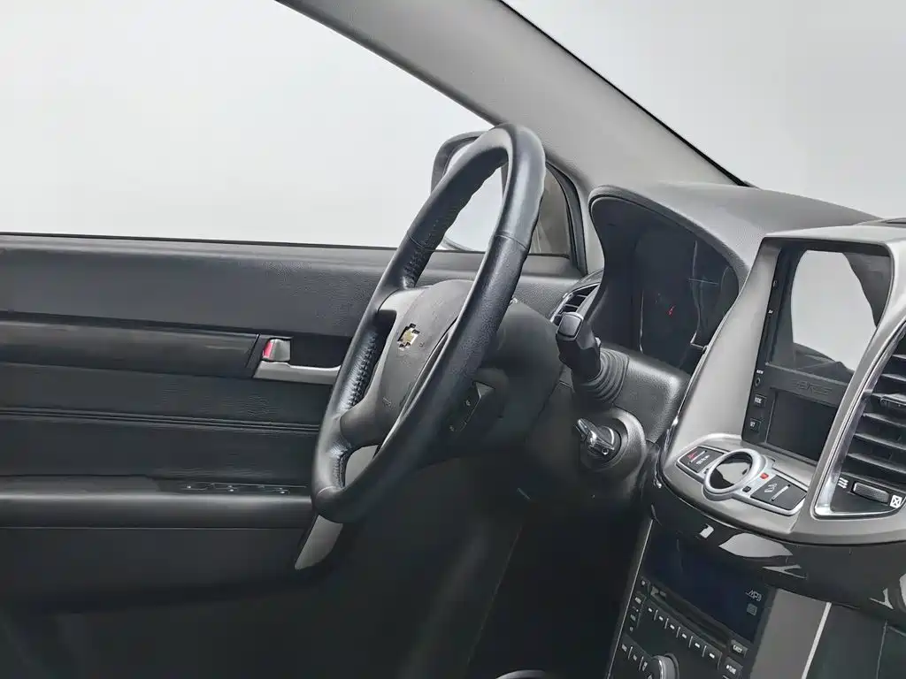 Chevrolet Captiva — миниатюра 22