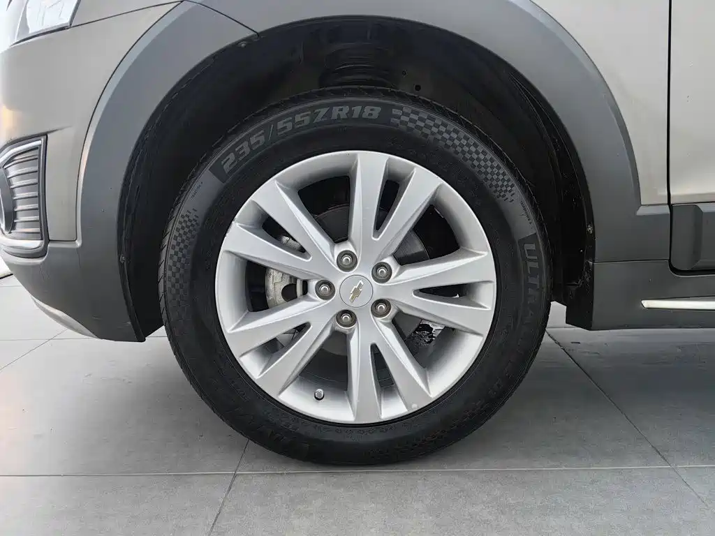 Chevrolet Captiva — миниатюра 17