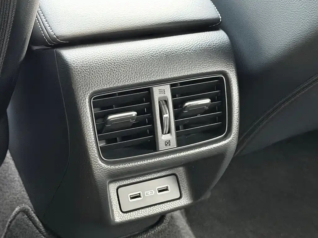 Honda Integra — миниатюра 11