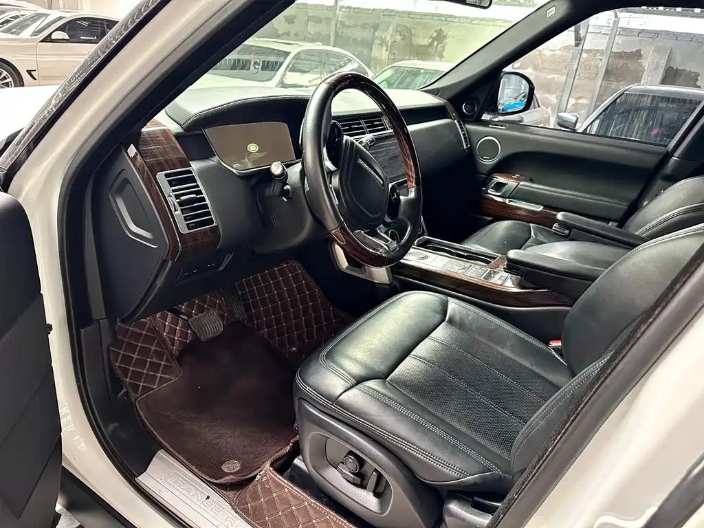 Land Rover Range Rover — миниатюра 7