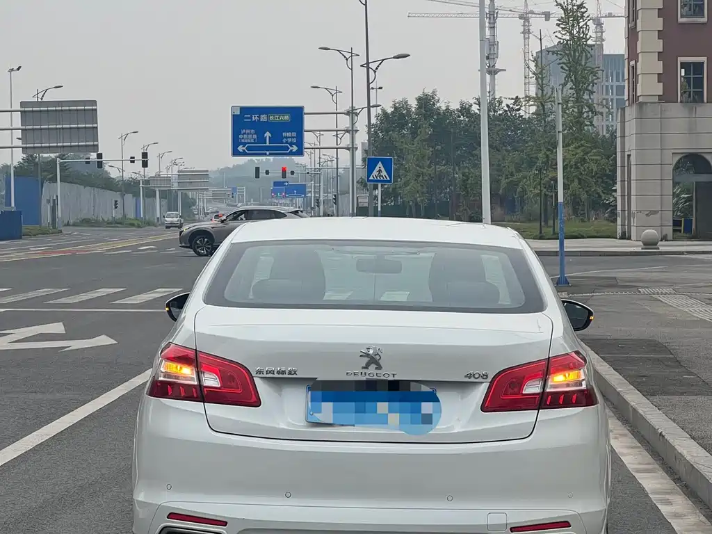 Peugeot 408 — миниатюра 8