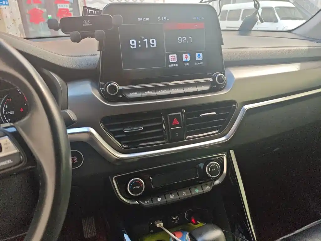 Kia Sportage — миниатюра 6