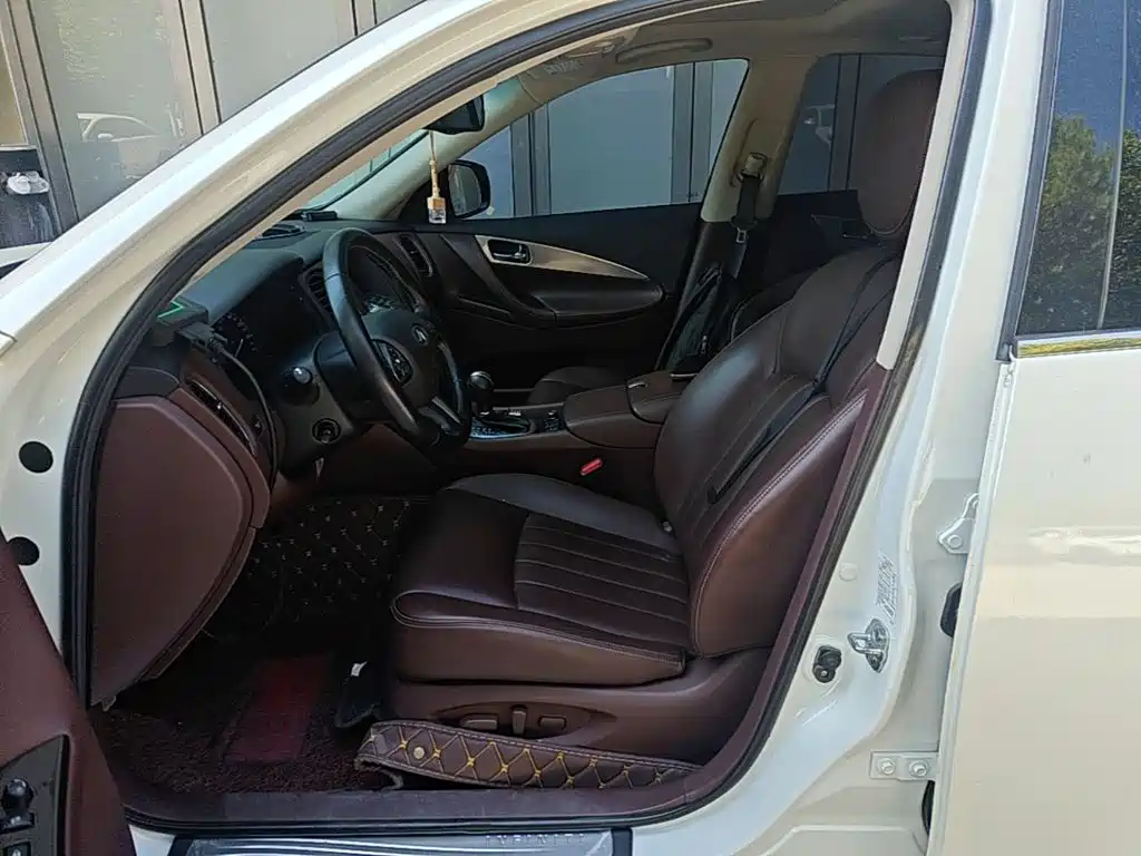 Infiniti QX50 — миниатюра 20