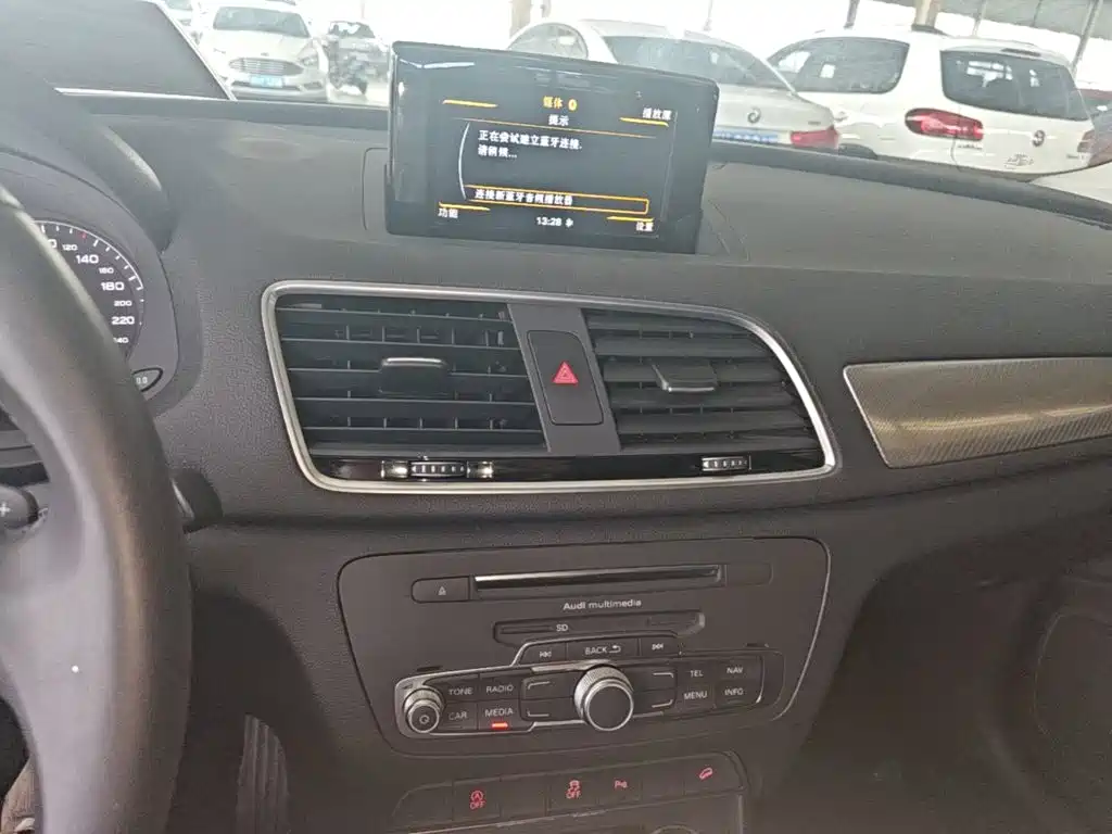 Audi Q3 — миниатюра 13