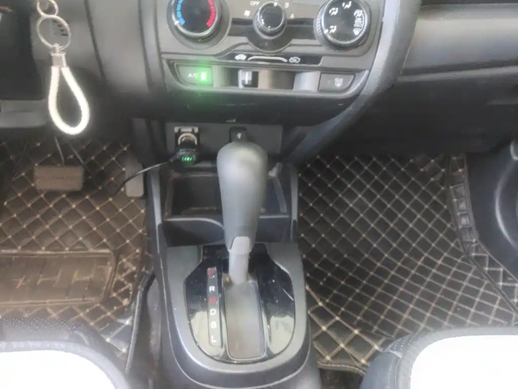 Honda Fit — миниатюра 14
