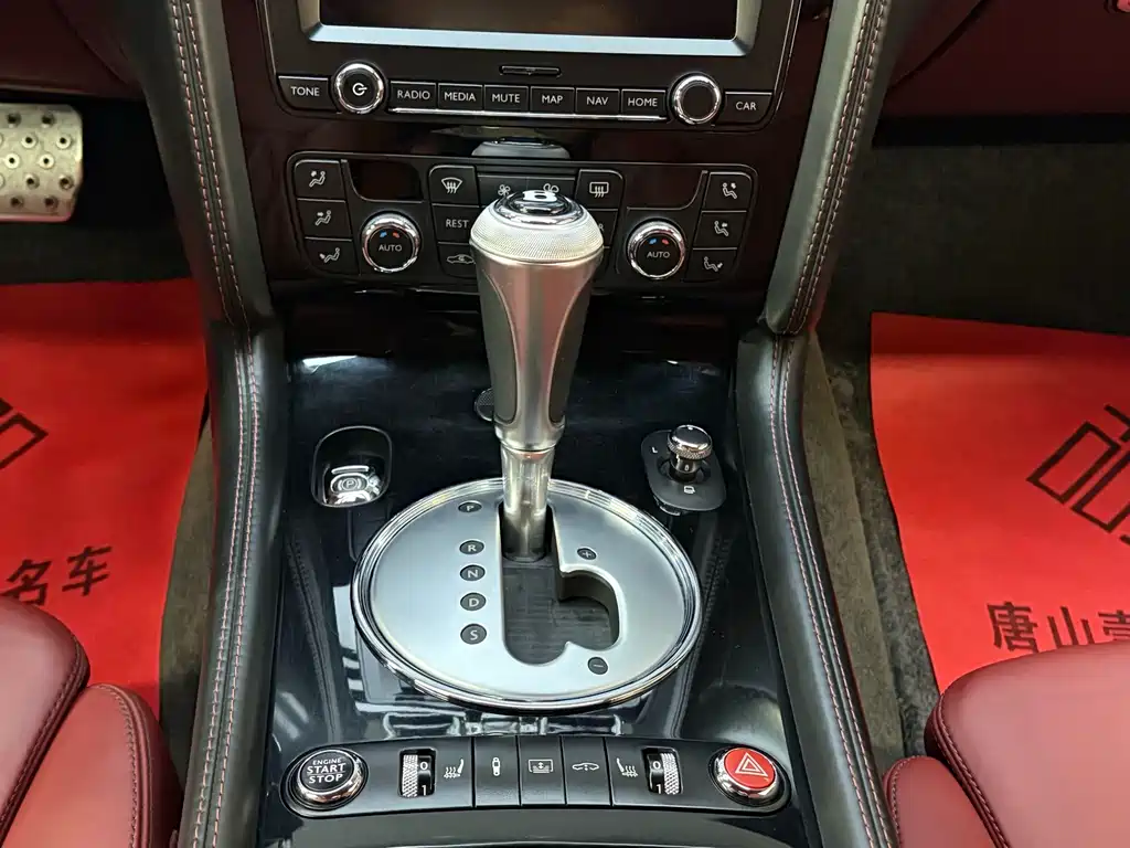 Bentley Flying Spur — миниатюра 27