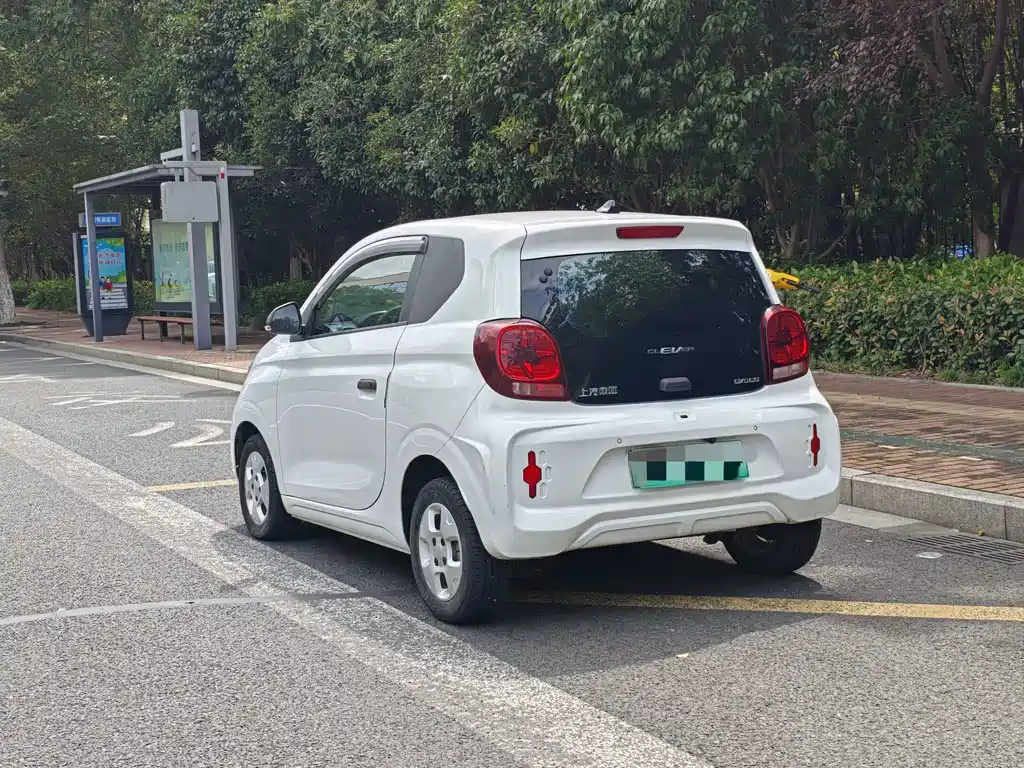 Roewe Clever — миниатюра 7