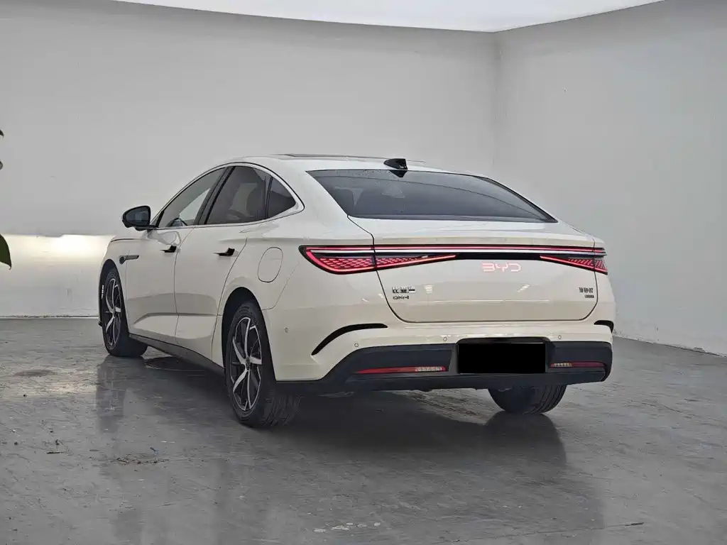 BYD Seal 07 DM-i — миниатюра 9