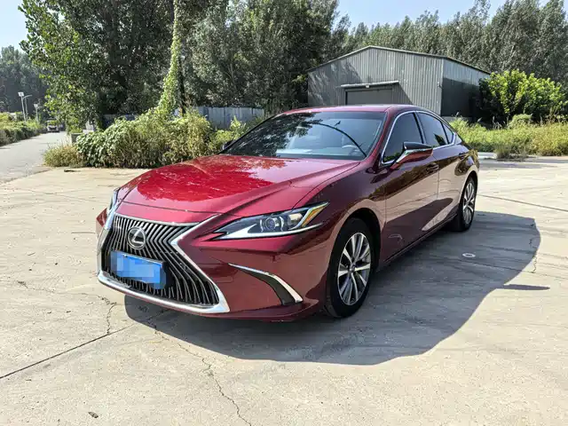 LEXUS  ES 2020