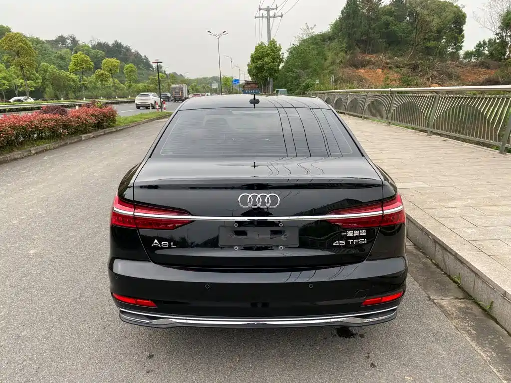 Audi A6L — миниатюра 5