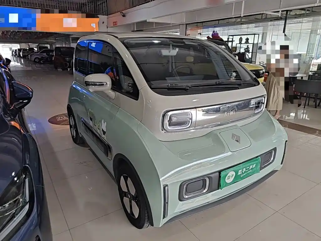 Baojun KiWi EV — миниатюра 4