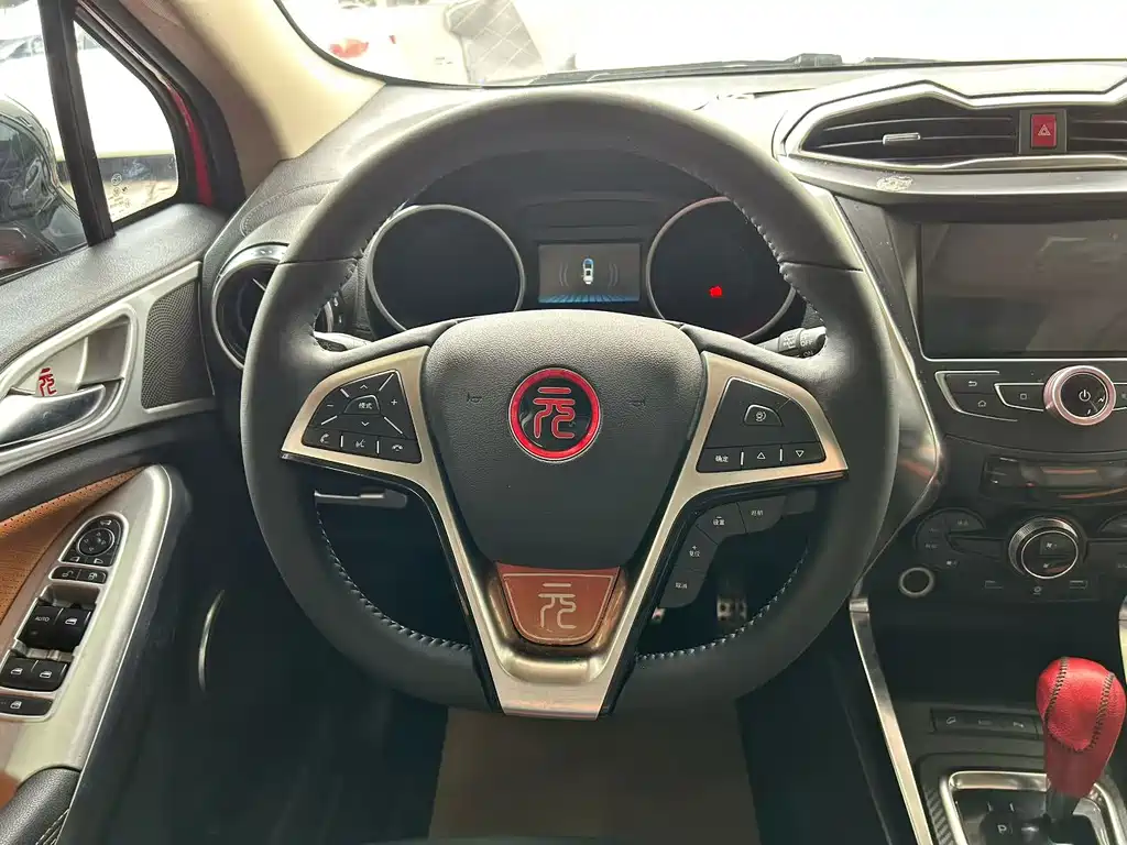 BYD Yuan — миниатюра 5