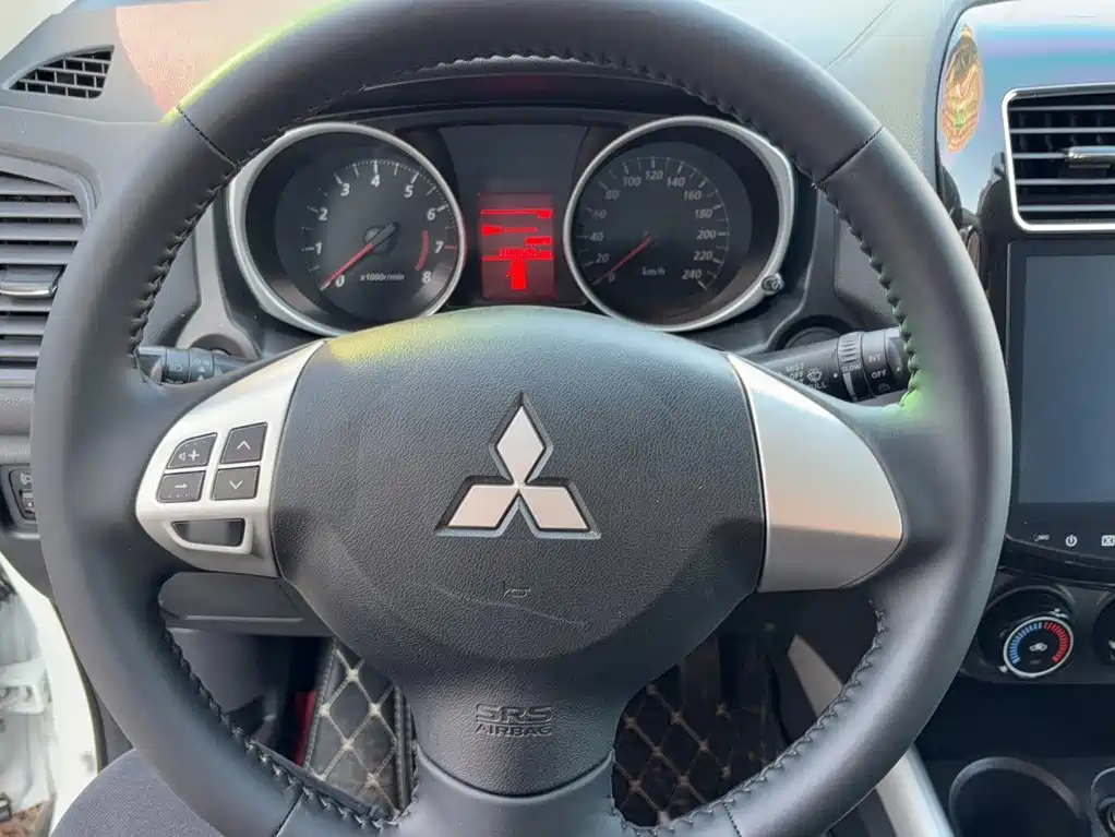Mitsubishi ASX — миниатюра 13