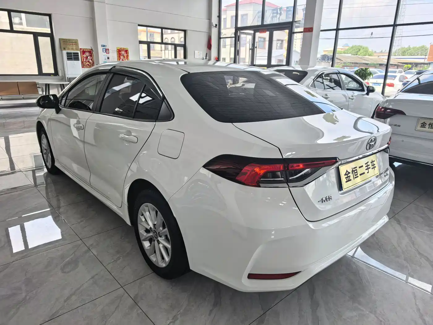 Toyota Corolla 2023 Белый из Китая, фото 5