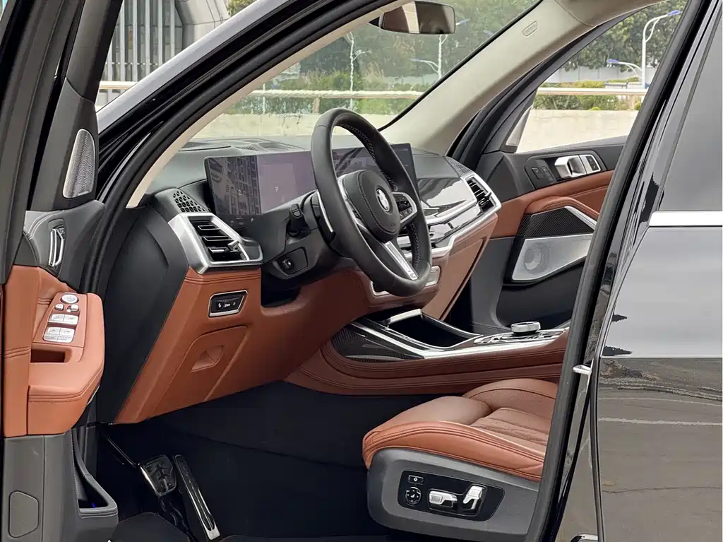 BMW X7 M60i 2023 xDrive M60i