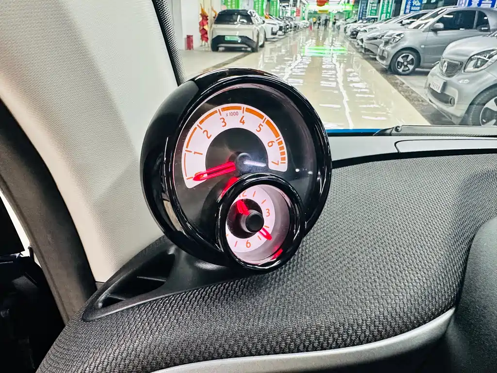 Smart fortwo 0.9T 66 kW Hardtop Pioneer Edition China V, фото 30