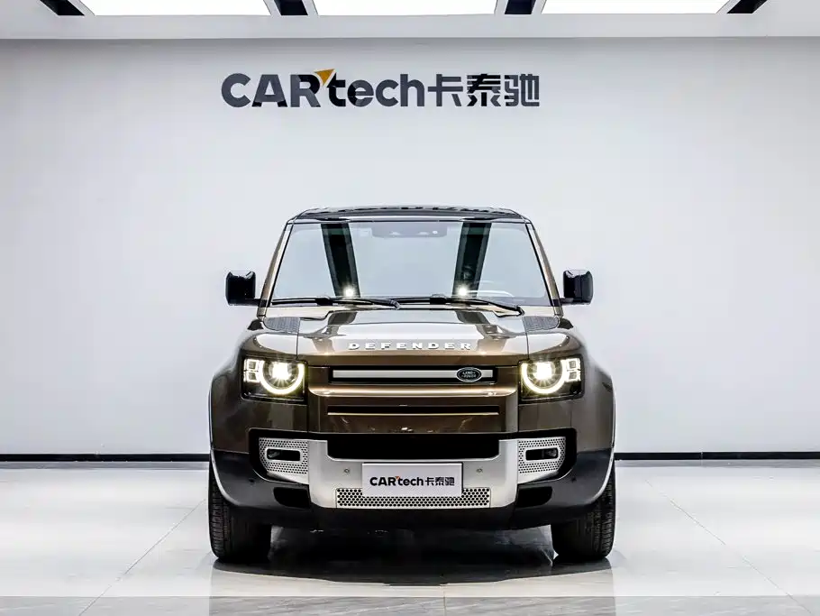 Land Rover Defender — миниатюра 2