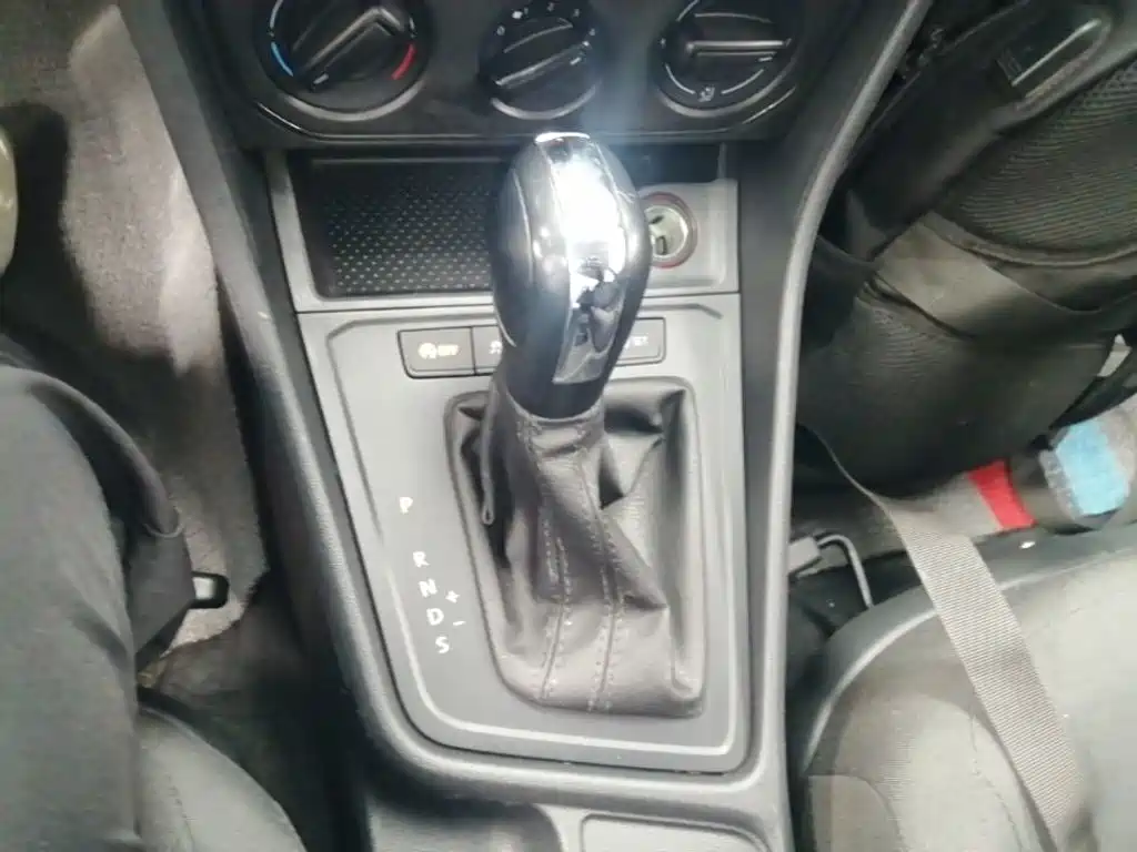 Volkswagen Lavida — миниатюра 14