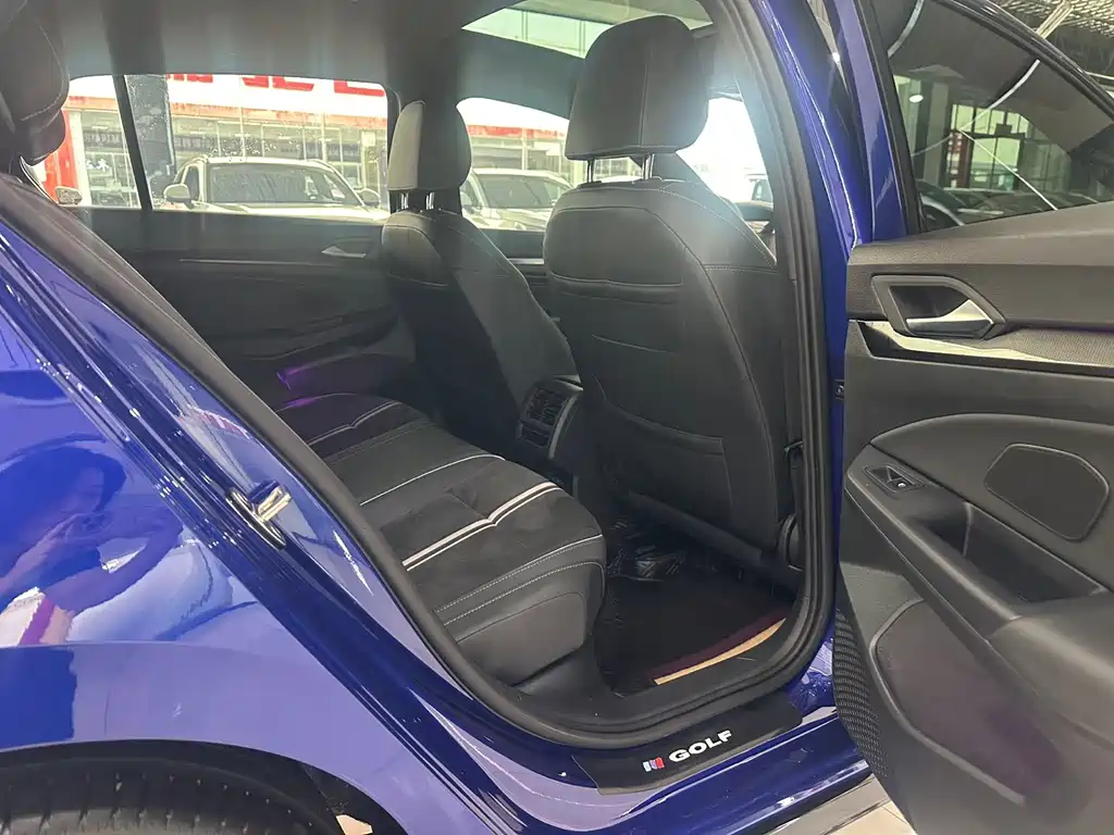 Volkswagen Golf — миниатюра 9