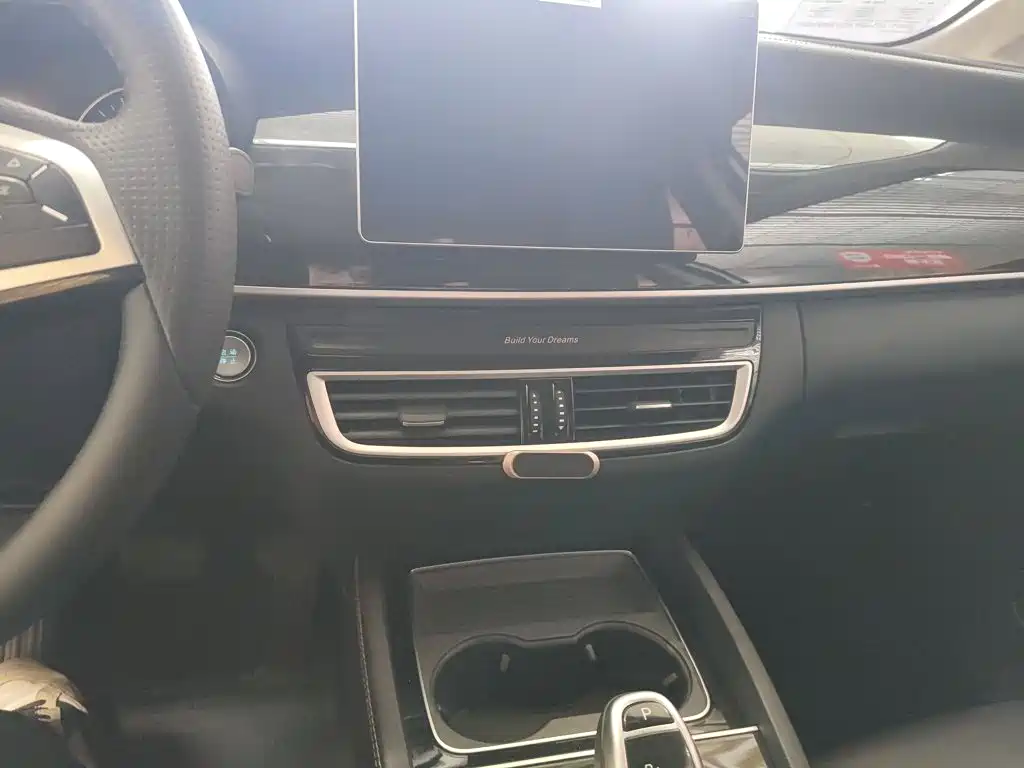 BYD MAX — миниатюра 7