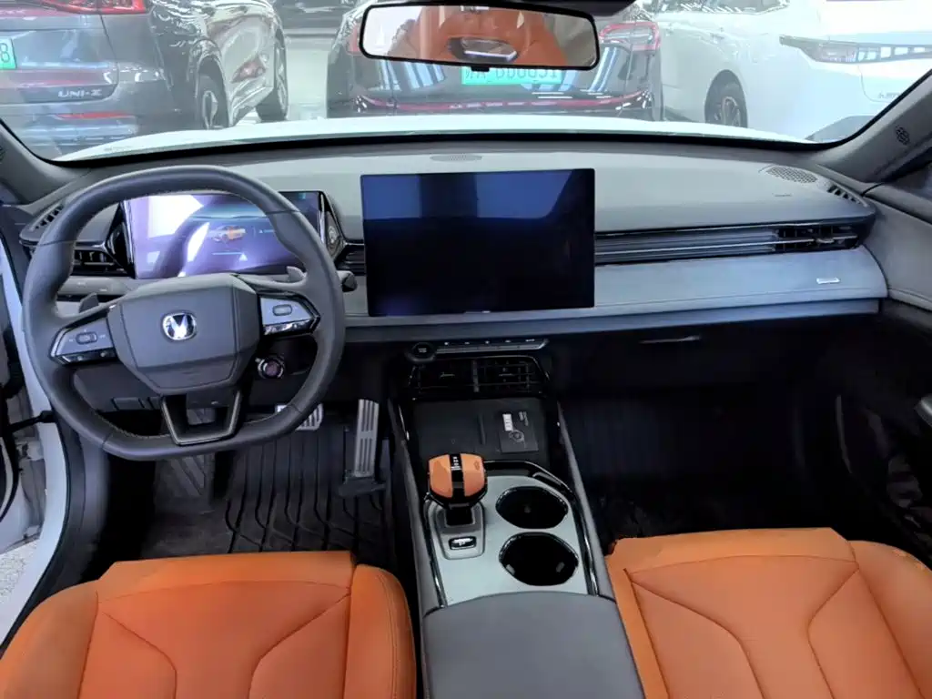 Changan UNI-V — миниатюра 10