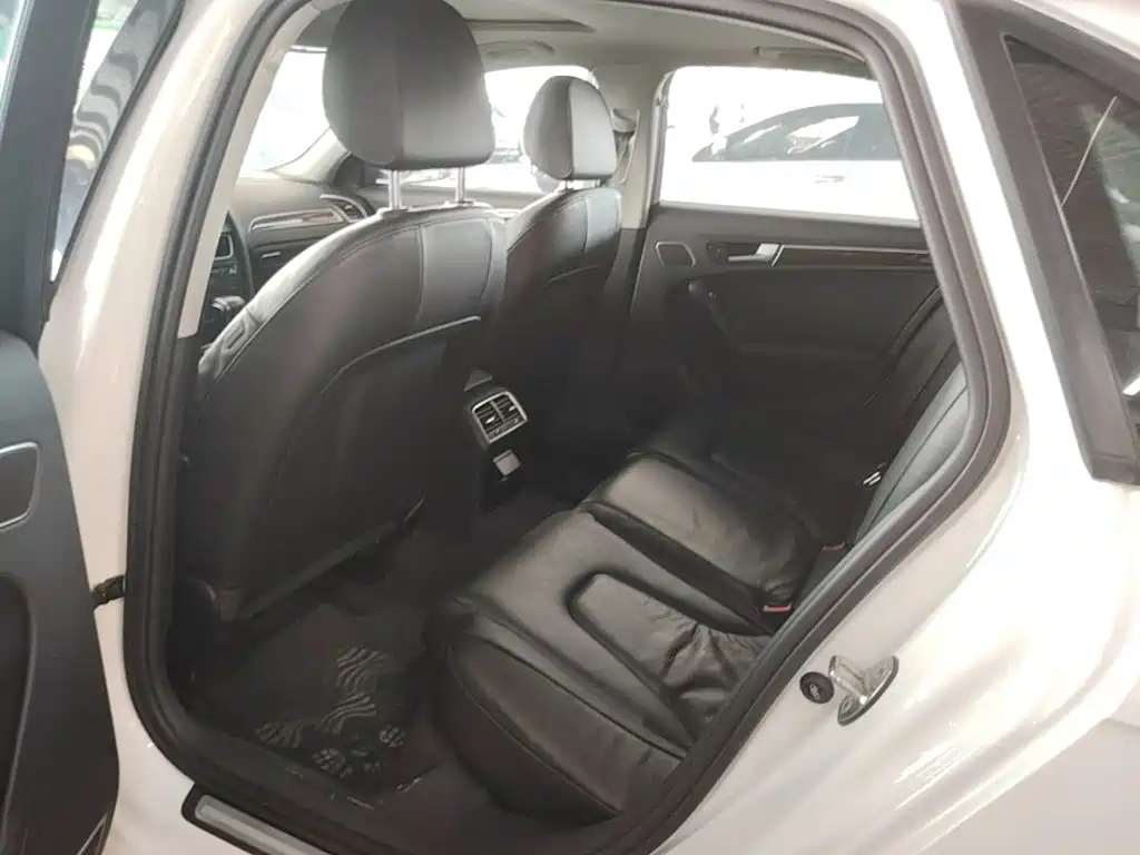 Audi A4L — миниатюра 17