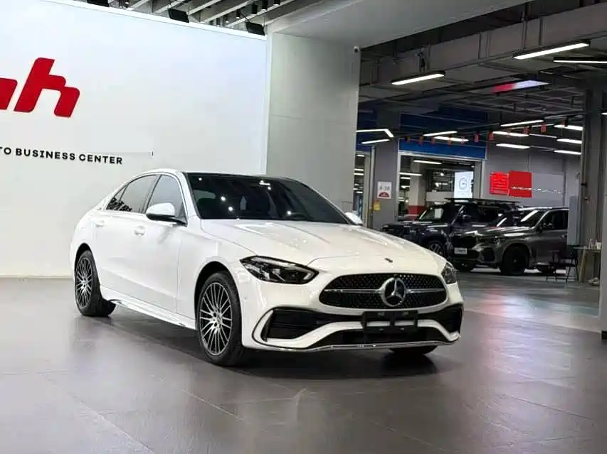 Mercedes-Benz C-Class — миниатюра 2