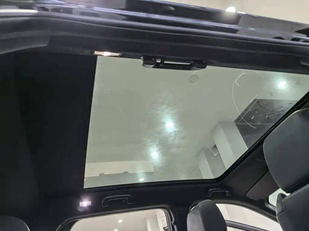 LAND ROVER DISCOVER SPORTS