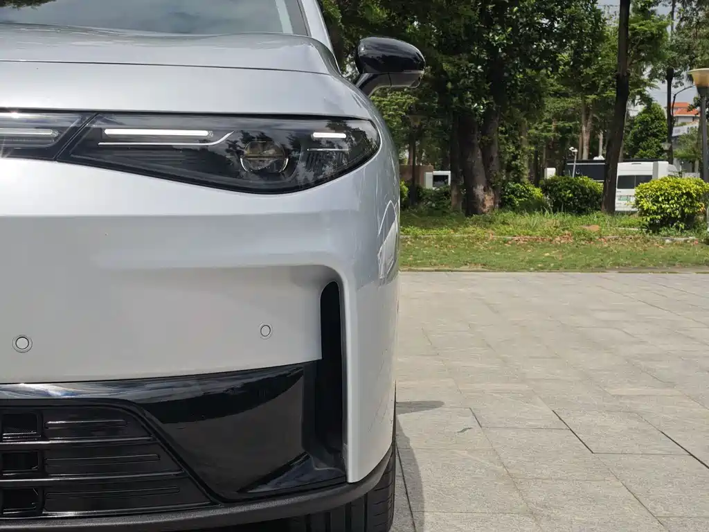 Leapmotor Leapmotor C16 — миниатюра 8
