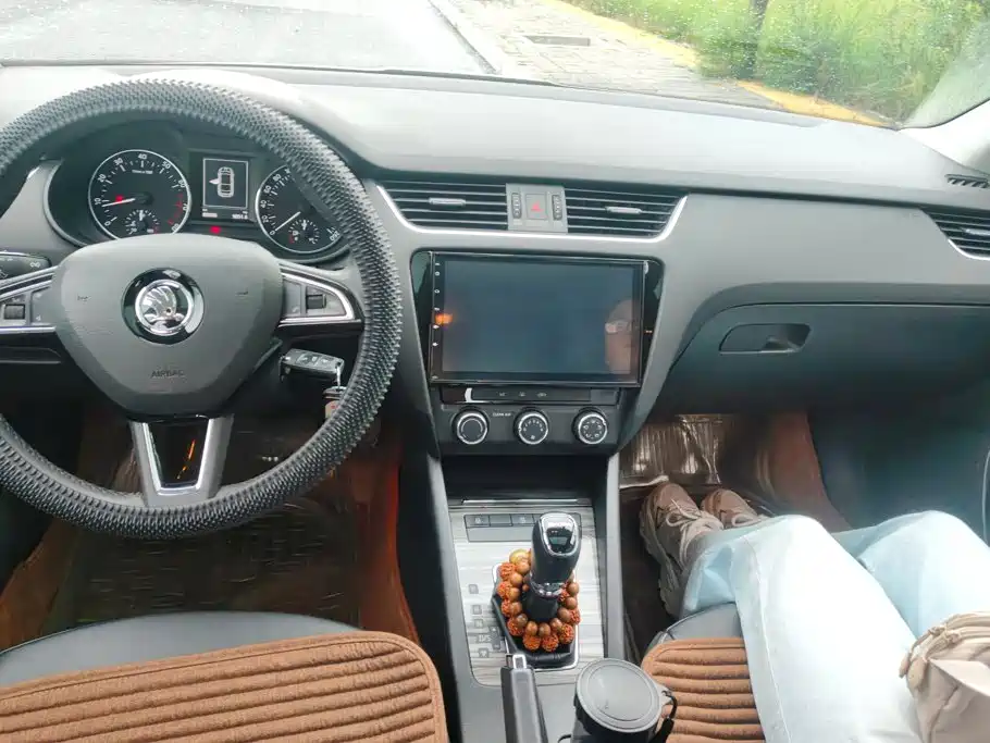 Skoda Octavia — миниатюра 12