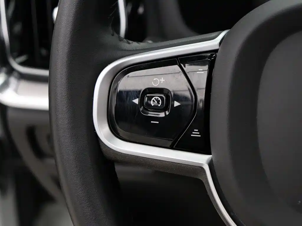 Volvo V60 — миниатюра 14