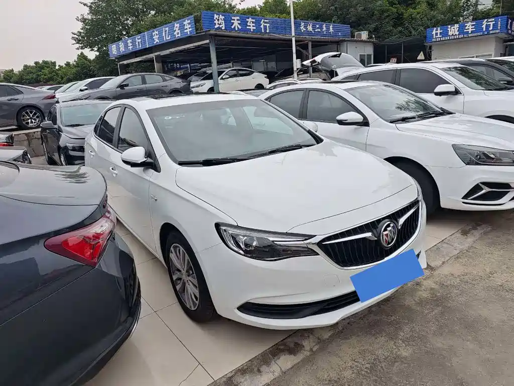 Buick Excelle — миниатюра 3