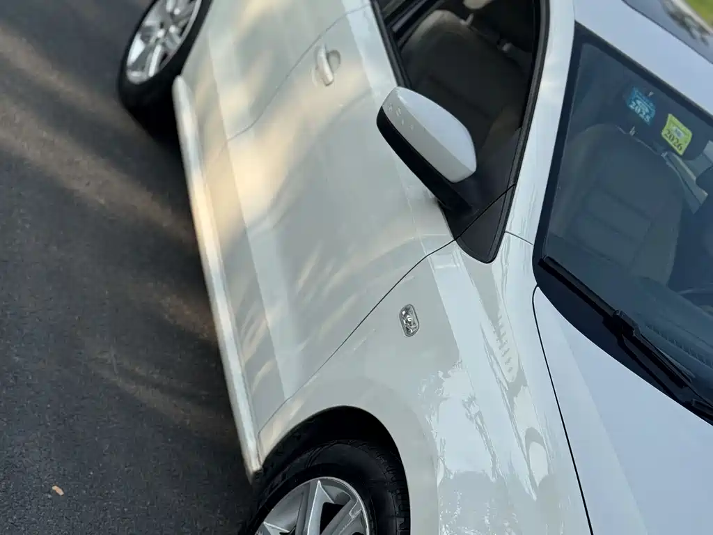 Volkswagen Polo 2011 1.6L AT