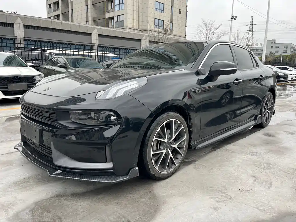Lynk & Co 03 2020