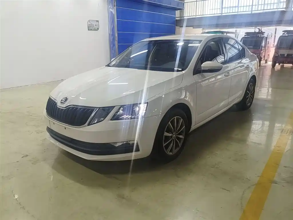 Skoda Rapid 2021