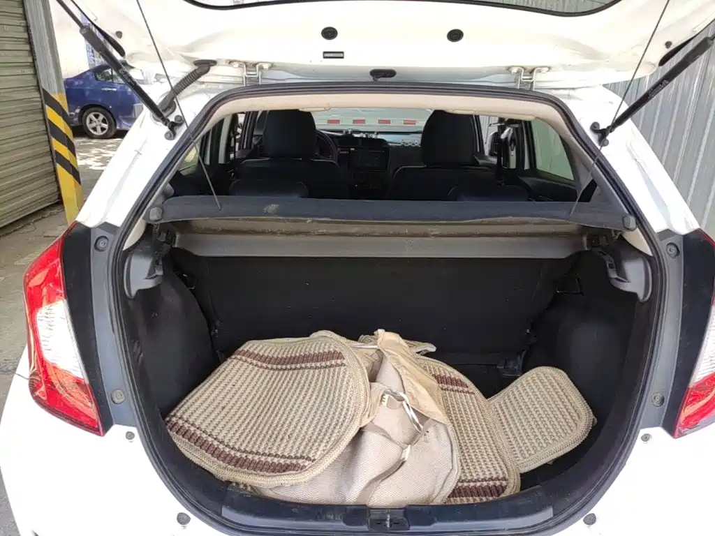 Honda Fit — миниатюра 19