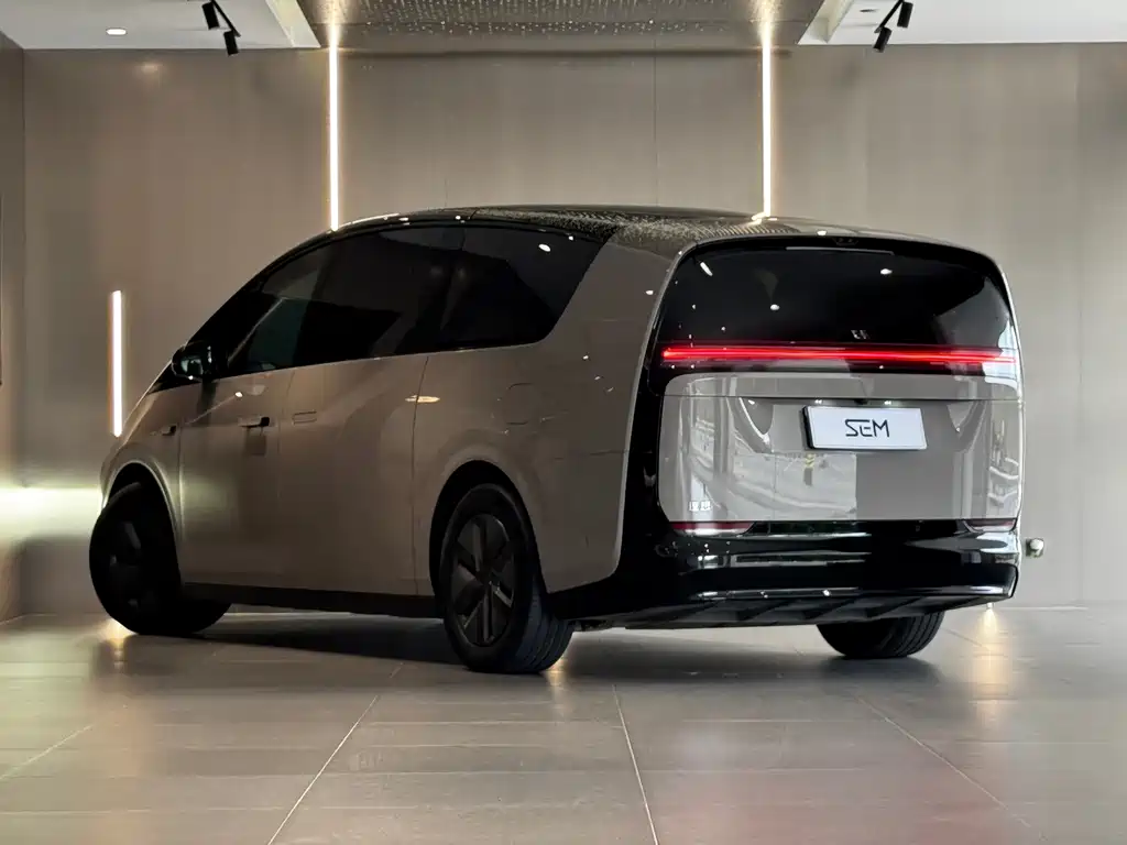 Li Auto Li MEGA — миниатюра 8