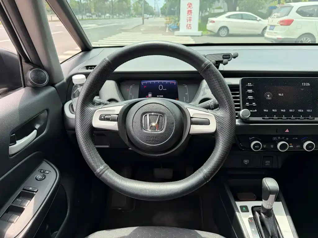 Honda Fit — миниатюра 14