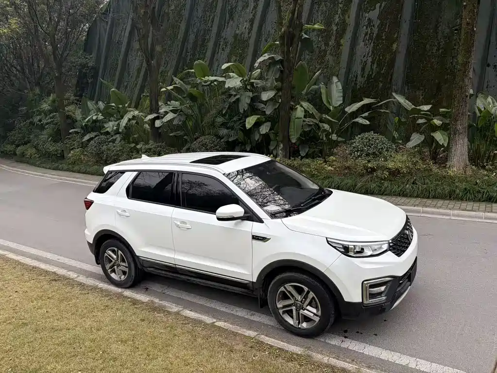 CHANGAN CS55