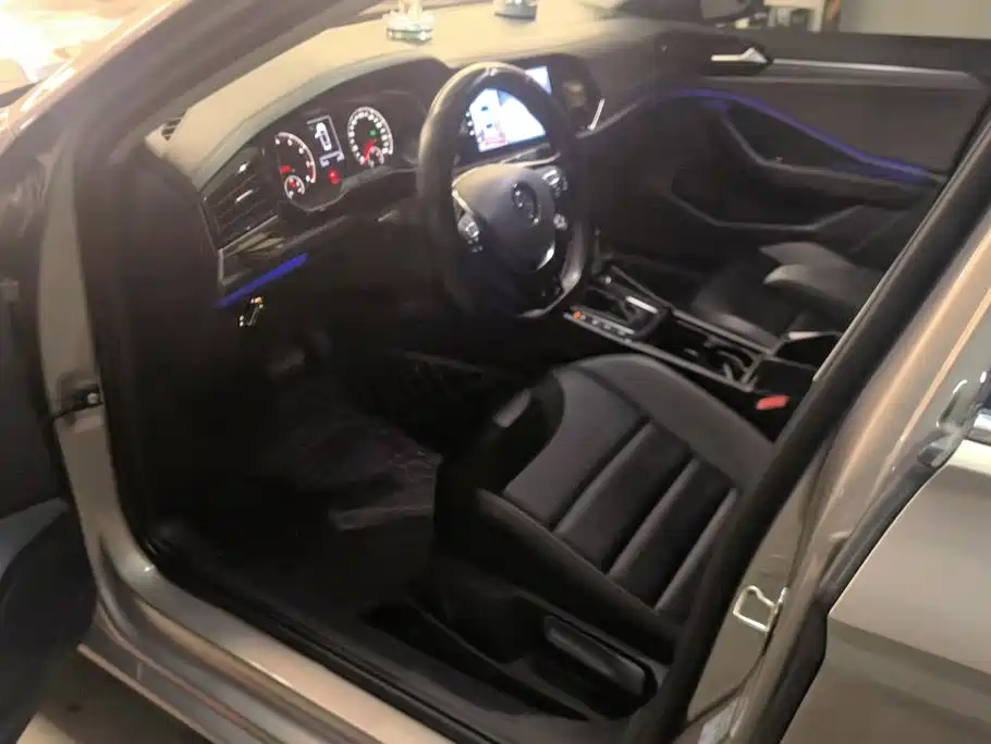 Volkswagen Sagitar — миниатюра 9