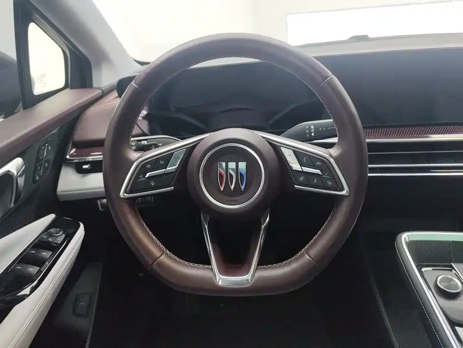 Buick E4 — миниатюра 15