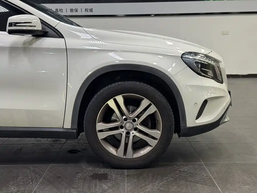 Mercedes-Benz GLA (Import) — миниатюра 9